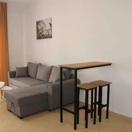 Avanti By Adriatic Living * Durrës