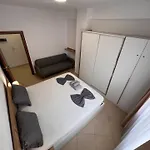 Avanti By Adriatic Living Апартаменты