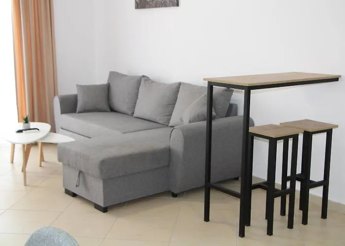 Avanti By Adriatic Living Дуррес